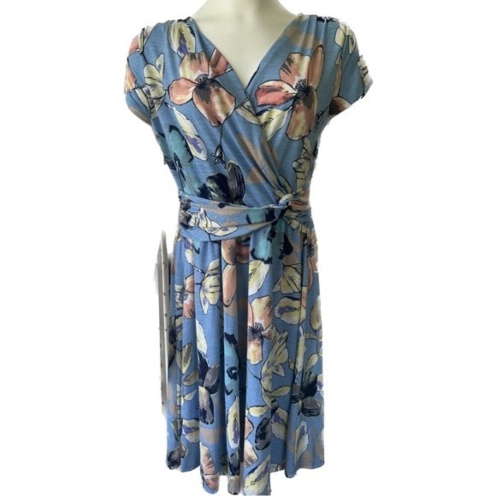 Jessy B by ModCloth Blue Fit & Flare Floral Twisted Waistline Surplice Dress L